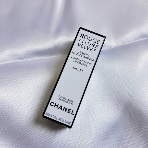 Chanel rouge allure velvet 04:00 - Picture 10 of 13